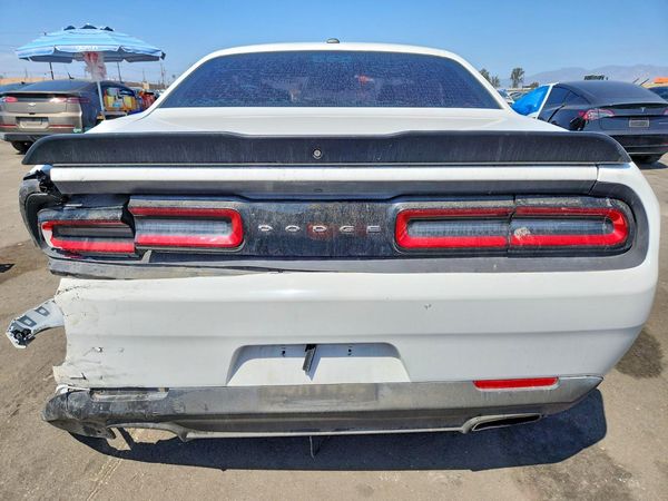 2019 DODGE CHALLENGER SXT