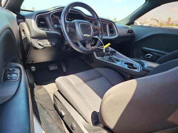 2019 DODGE CHALLENGER SXT