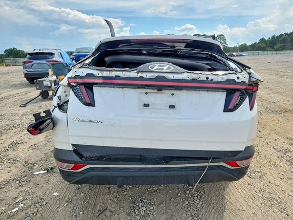 2022 HYUNDAI TUCSON
