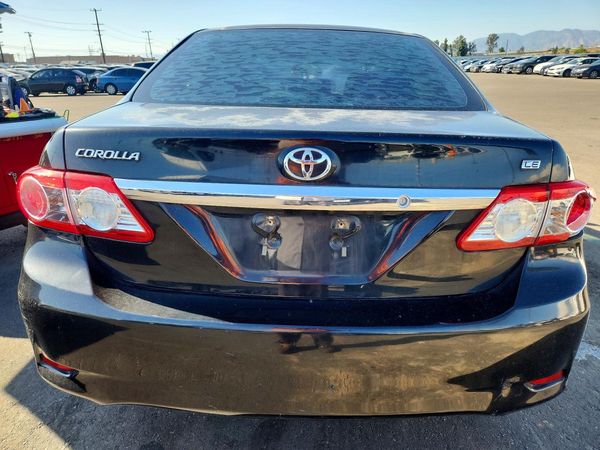 2012 TOYOTA COROLLA