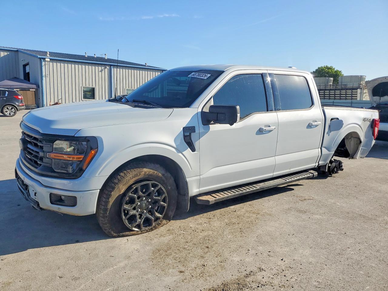 2025 FORD F150 XLT — Front 3/4