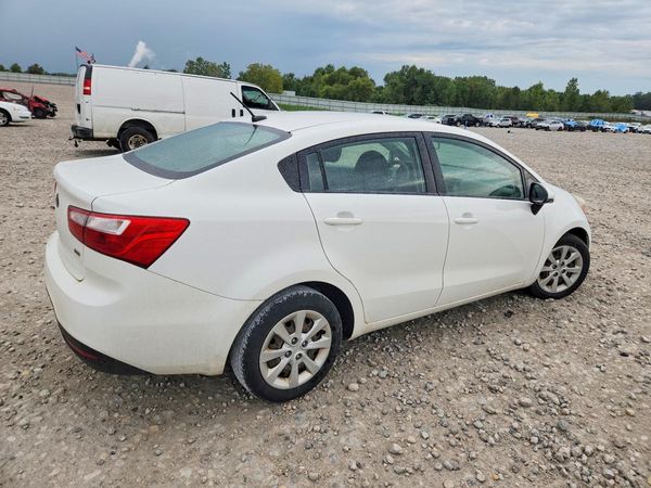 2015 KIA RIO GL - Middle-low