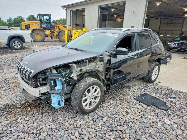 2018 JEEP CHEROKEE — DSFA — Front 3/4