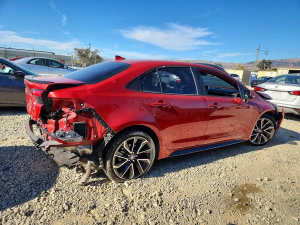 2021 TOYOTA COROLLA XSE