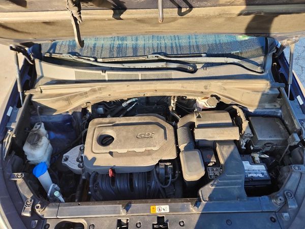 2018 HYUNDAI SANTA FE Sport Base — Engine bay