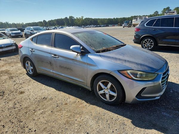 2017 HYUNDAI ELANTRA SE Base