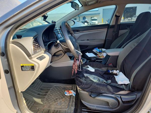 2017 HYUNDAI ELANTRA SE Base