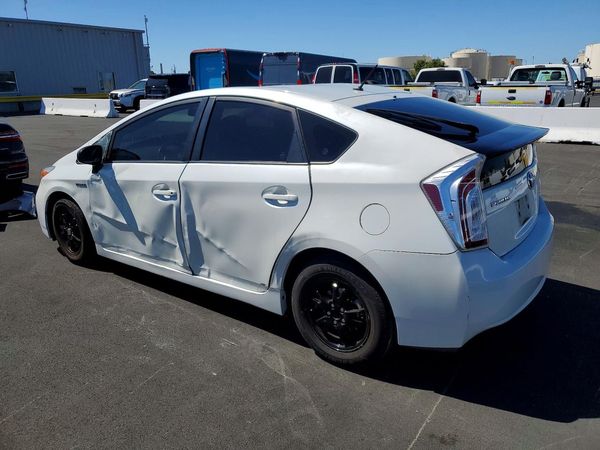 2015 TOYOTA PRIUS