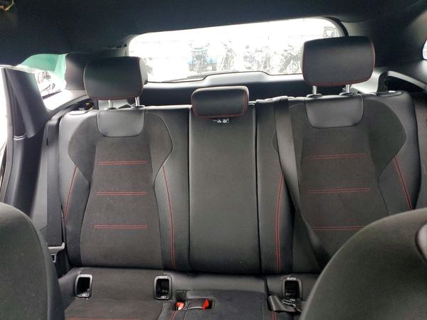 2021 MERCEDES-BENZ GLA-CLASS GLA250-4M — SUVN