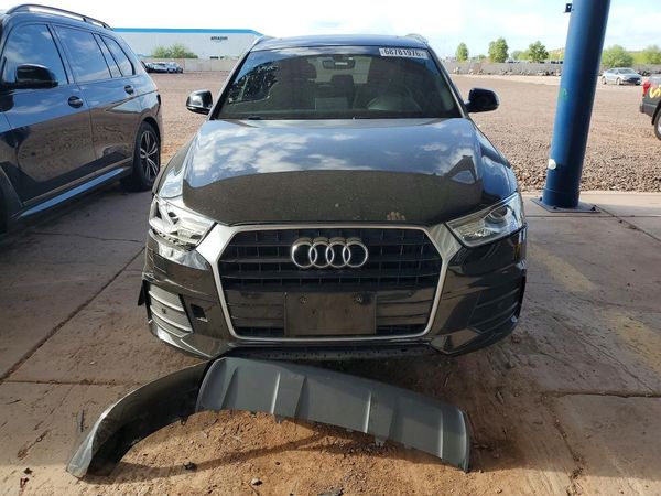 2017 AUDI Q3 Premium