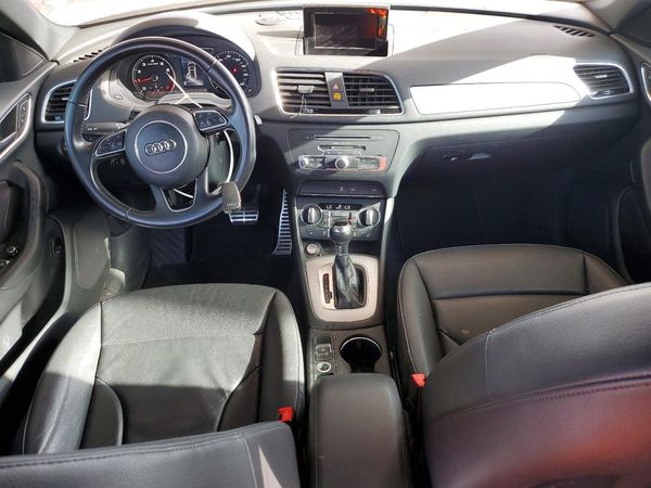 2017 AUDI Q3 Premium