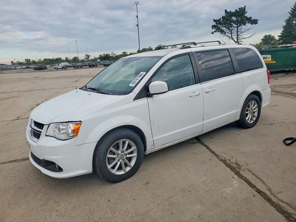 2018 DODGE CARAVAN SXT — Front 3/4