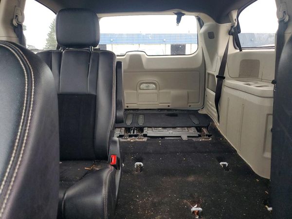 2018 DODGE CARAVAN SXT — SUVN