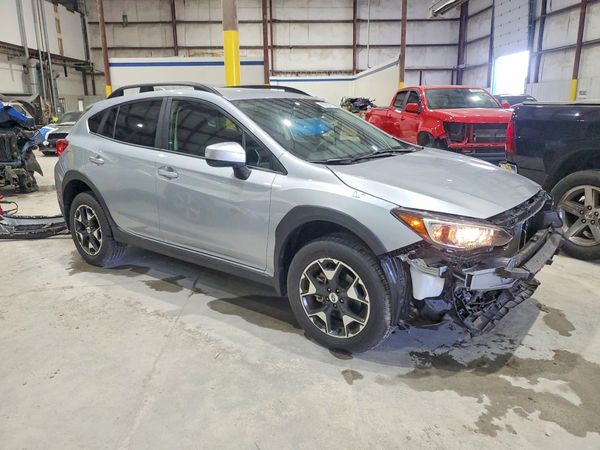 2018 SUBARU CROSSTREK Premium — Passenger 3/4