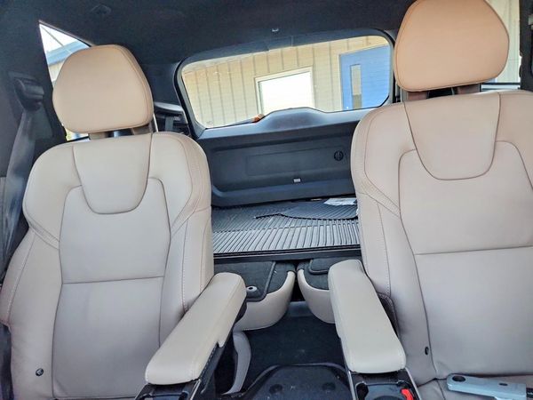 2026 VOLVO XC90 — SUVN