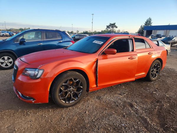 2019 CHRYSLER 300 300S — Front 3/4
