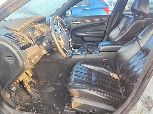 2019 CHRYSLER 300 300S — DENT