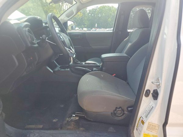 2022 TOYOTA TACOMA SR5 — DENT
