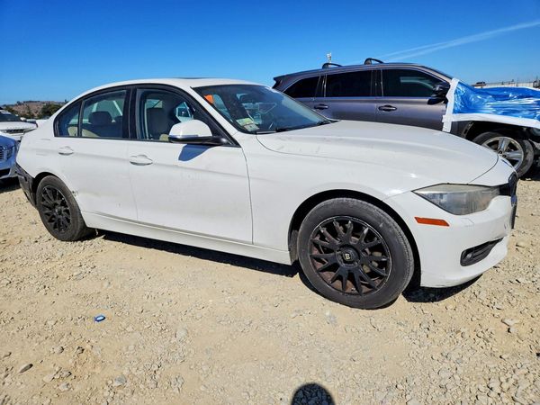 2013 BMW 328 xDrive SA — Passenger 3/4