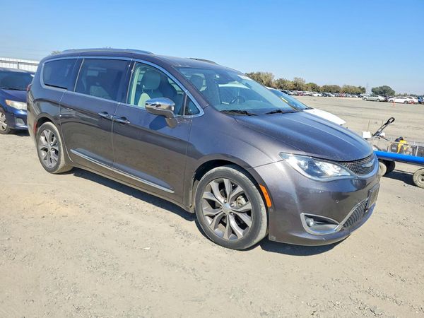 2018 CHRYSLER PACIFICA Limited