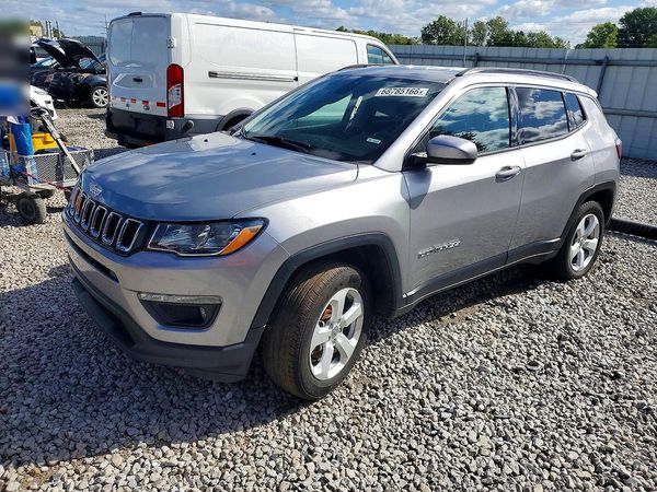 2020 JEEP COMPASS — Front 3/4