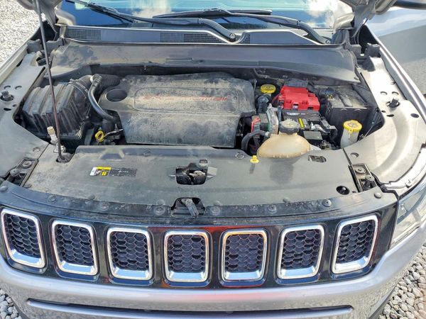 2020 JEEP COMPASS — Engine bay