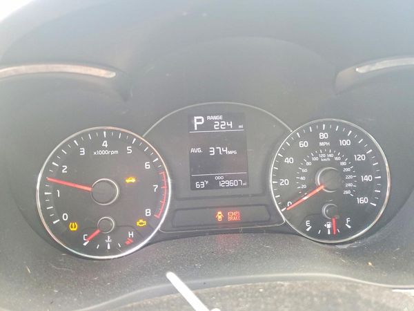 2017 KIA FORTE LX Base