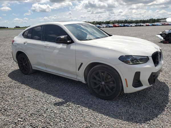 2023 BMW X4