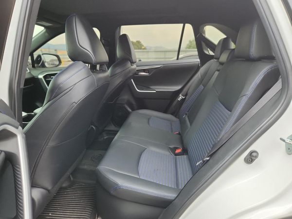 2023 TOYOTA RAV4 XSE