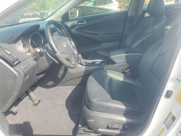 2013 HYUNDAI SONATA