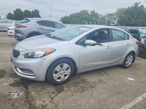 2015 KIA FORTE — DSFA — Front 3/4