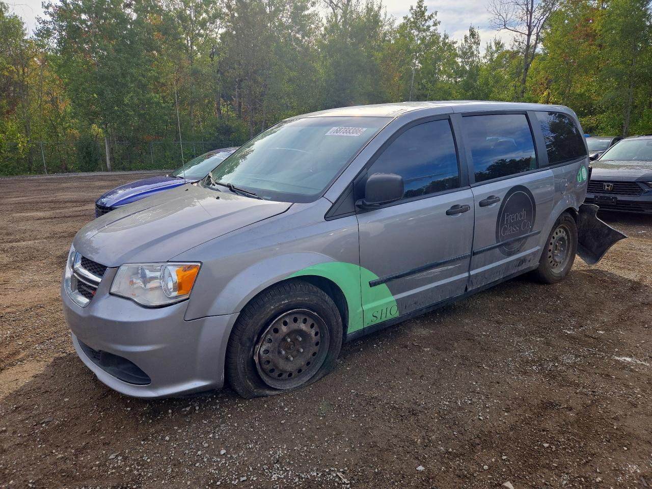2016 DODGE GRAND CARAVAN SE — Front 3/4