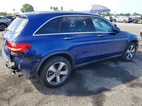 2018 MERCEDES-BENZ GLC GLC300