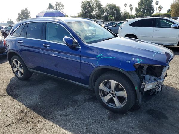 2018 MERCEDES-BENZ GLC GLC300