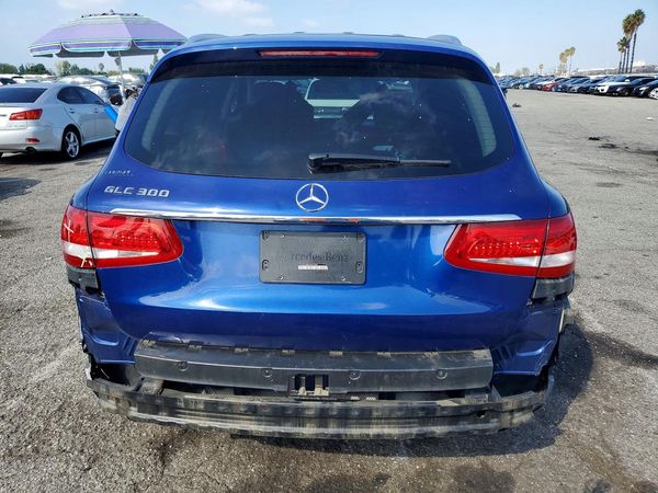 2018 MERCEDES-BENZ GLC GLC300
