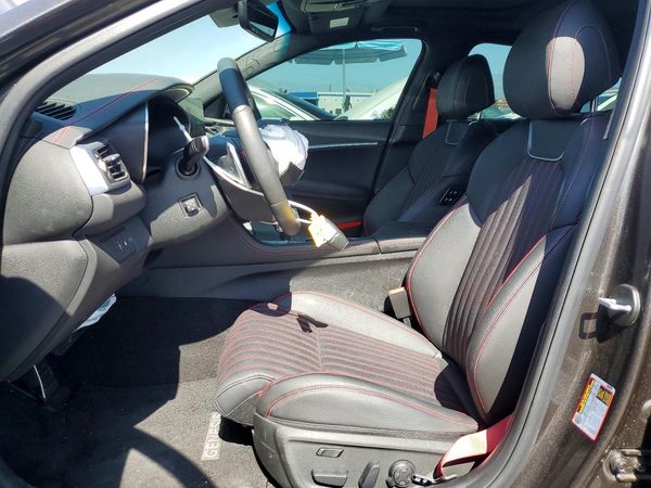 2023 GENESIS G70