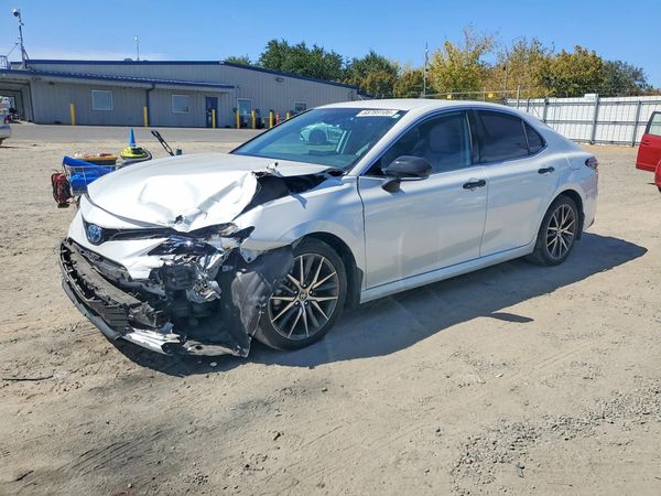 2022 TOYOTA CAMRY — DSFA — Front 3/4