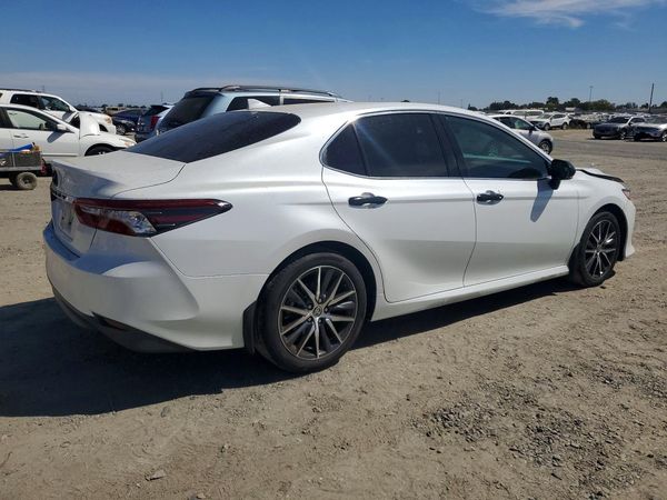 2022 TOYOTA CAMRY XLE — PSRA