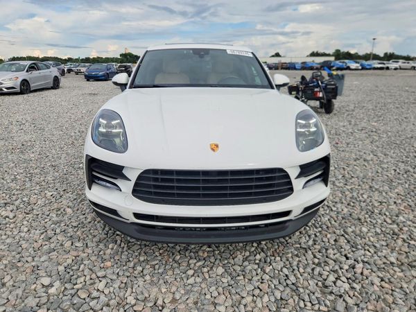 2020 PORSCHE MACAN