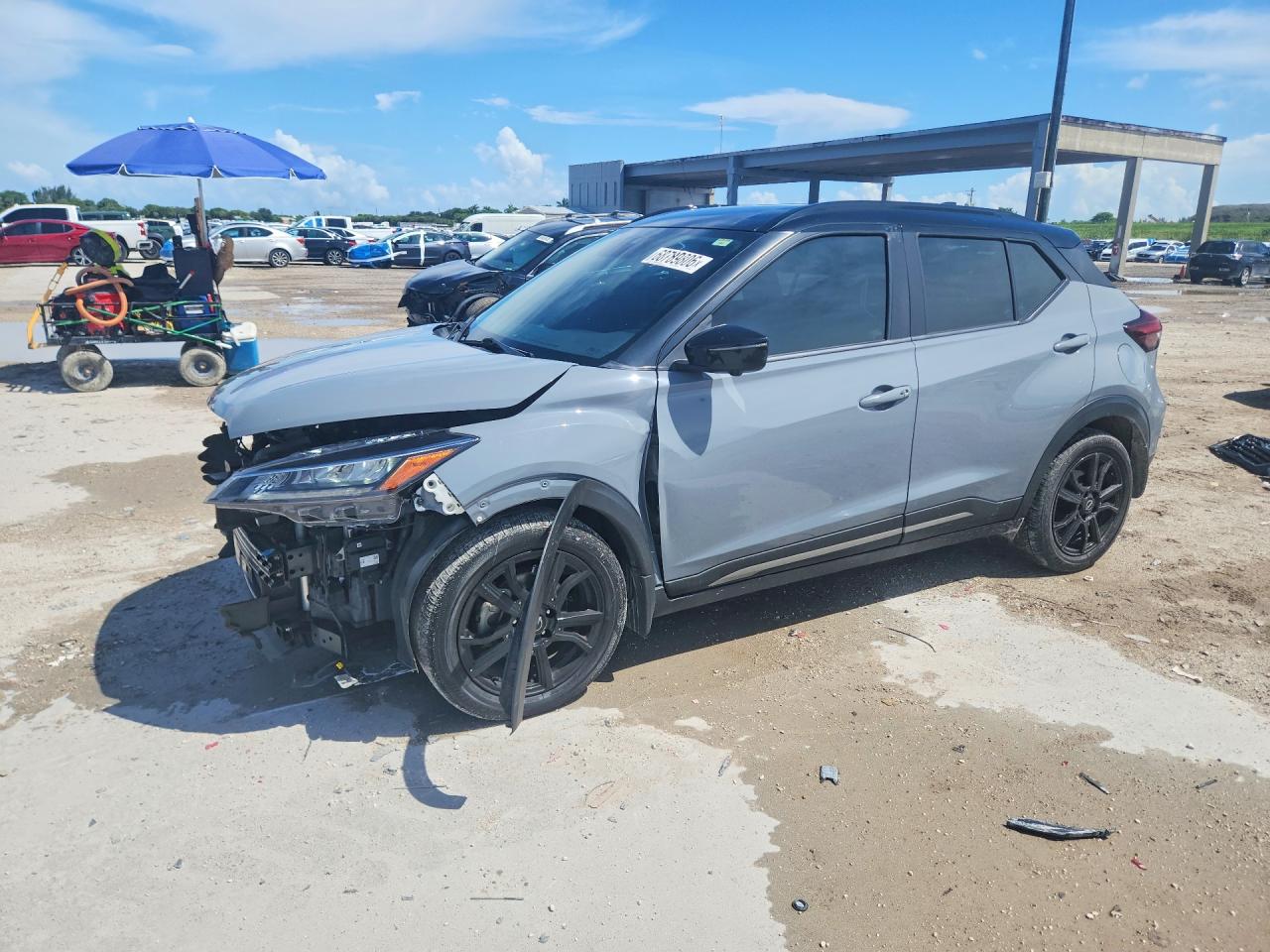 2023 NISSAN KICKS SR