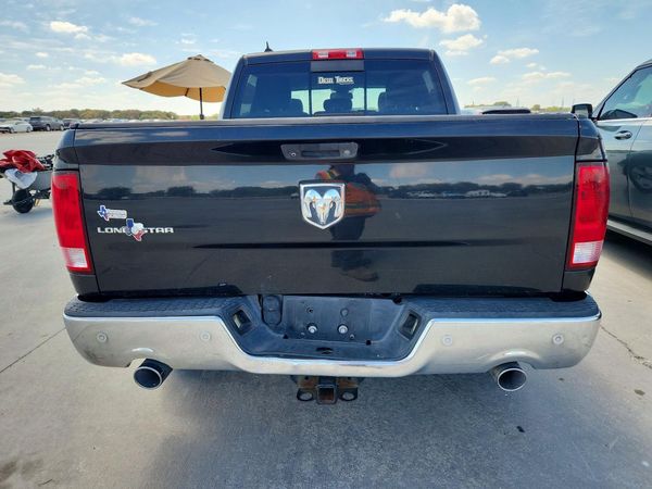 2015 RAM 1500 SLT — DIRR