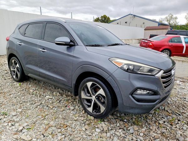 2016 HYUNDAI TUCSON — Passenger 3/4