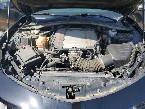 2022 CHEVROLET CAMARO 1LZ/1SS — Engine bay
