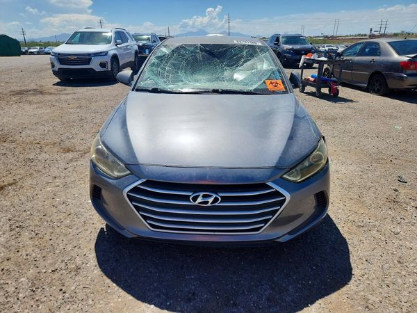 2018 HYUNDAI ELANTRA SE — DIRF