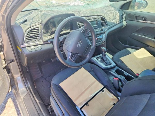 2018 HYUNDAI ELANTRA SE — CKPT