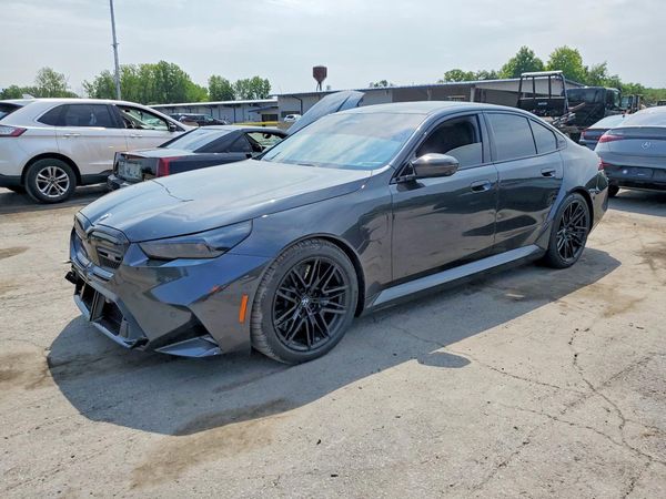 2026 BMW M5 — Front 3/4