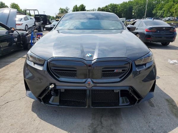 2026 BMW M5 — DIRF