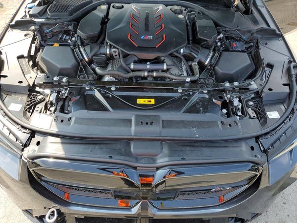 2026 BMW M5 — Engine bay