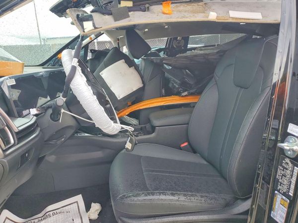 2026 KIA SORENTO S — DENT