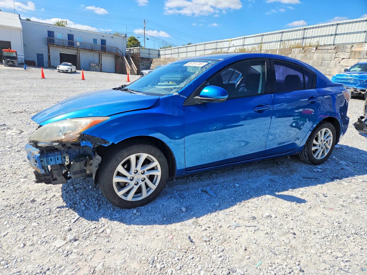 2012 MAZDA 3 Touring/GS — Front 3/4
